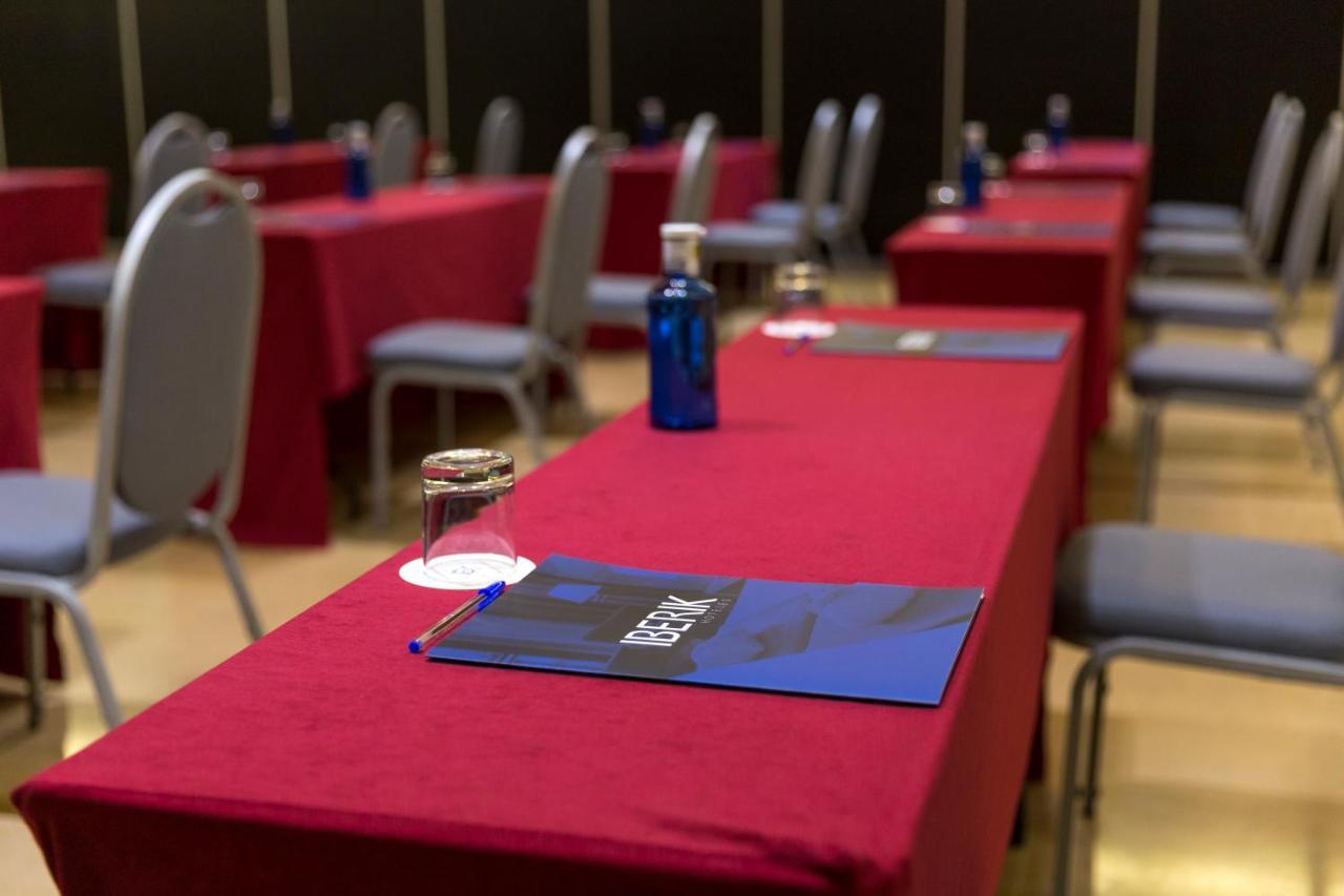 Iberik Santo Domingo Plaza Hotel Oviedo Dış mekan fotoğraf