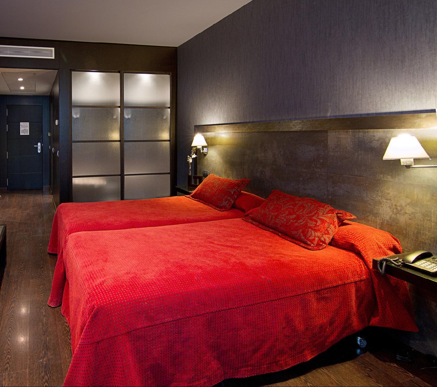 Iberik Santo Domingo Plaza Hotel Oviedo Dış mekan fotoğraf