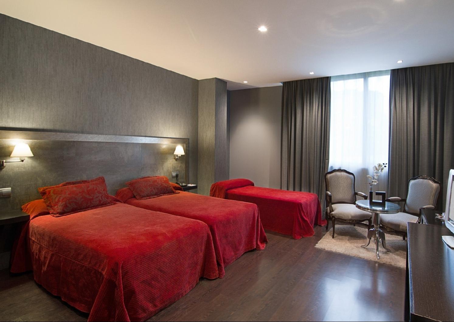 Iberik Santo Domingo Plaza Hotel Oviedo Dış mekan fotoğraf