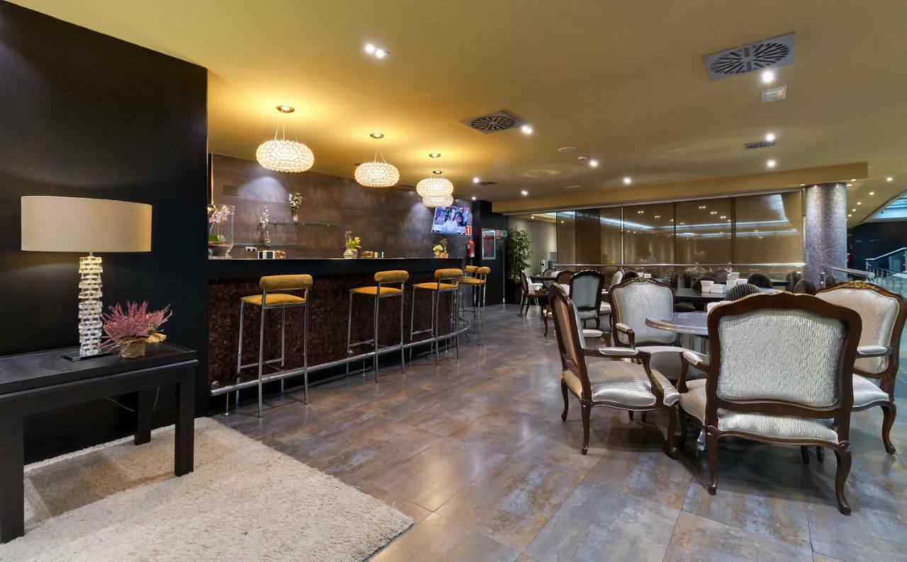 Iberik Santo Domingo Plaza Hotel Oviedo Dış mekan fotoğraf