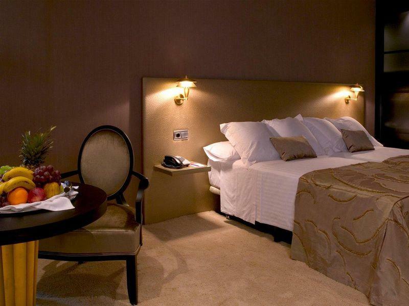 Iberik Santo Domingo Plaza Hotel Oviedo Dış mekan fotoğraf