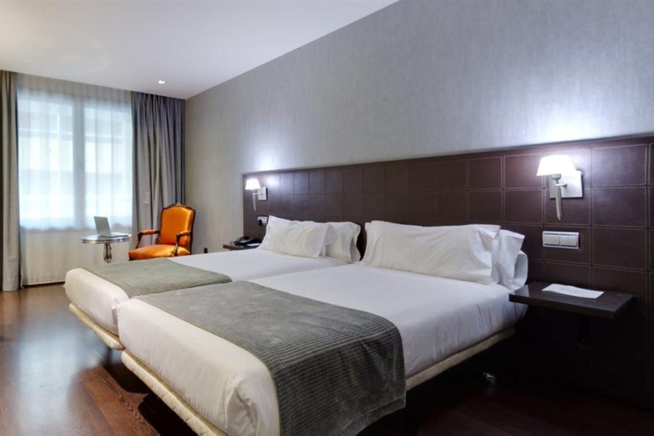Iberik Santo Domingo Plaza Hotel Oviedo Dış mekan fotoğraf